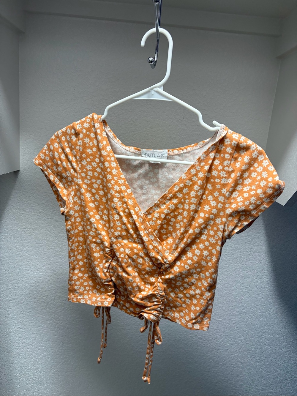 OUTLAW Orange Floral Ruched Tie-Front Crop Top